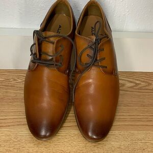 Aldo Leather Oxford Lace Up Shoes size 9M